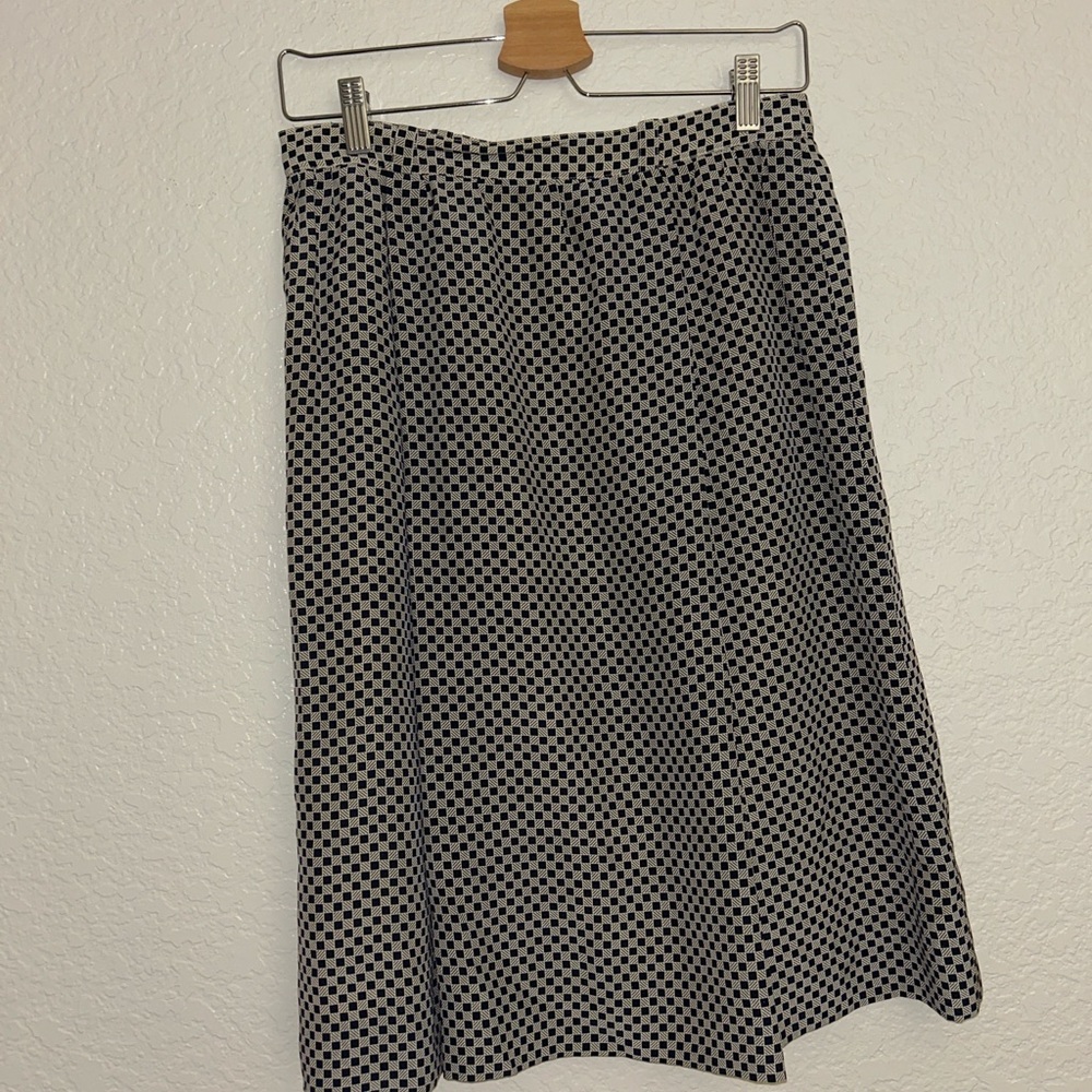 1970s Vintage Celine Paris Silk Blouse and Skirt Set Black Cream Geometric. - Picture 6 of 7